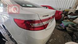 هيونداي أزيرا